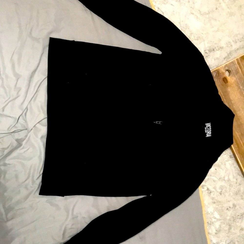 Victoria’s Secret sport pullover sweatshirt in excellent cont condition size L
